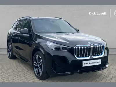 Usado BMW iX1 M Sport 230 kW (313 HP) 2023 Preto SUV