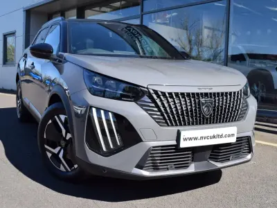 Begagnad Peugeot 2008 GTi 100 kW (136 HK) 2024 Grå SUV