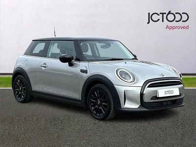 Used Mini Cooper Classic 134 HP (98 kW) 2023 Silver Hatchback
