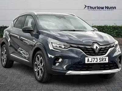 Begagnad Renault Captur Techno 145 HK (106 kW) 2024 Blå SUV