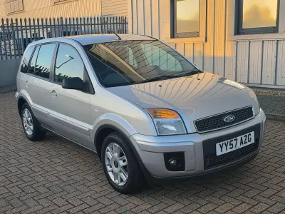 Used Ford Fusion Zetec 101 HP (74 kW) 2007 Silver Hatchback
