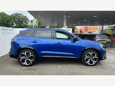 Used Renault Austral Iconic Esprit Alpine 200 HP (147 kW) 2024 Blue  SUV