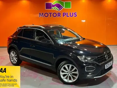 Begagnad VW T-Roc SEL 150 HK (110 kW) 2019 Svart SUV