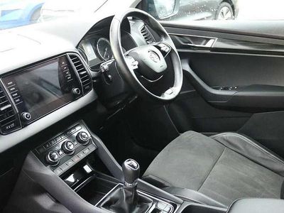 Used Skoda Karoq SE L 113 HP (83 kW) 2020 Petrol blue metallic SUV