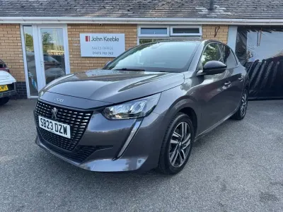 Used Peugeot 208 Allure+ 100 HP (73 kW) 2023 Grey Hatchback