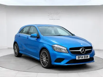 Used Mercedes A180 SE 2014 Blue Hatchback