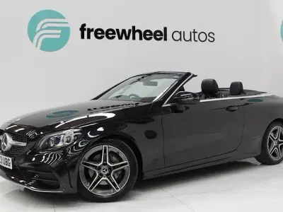 Usado Mercedes C200 AMG line 184 HP (135 kW) 2022 Preto Cabrios