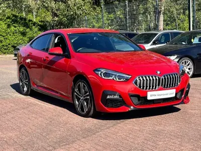 Usado BMW 220 M Sport 176 CV (129 kW) 2023 Rojo Coupe