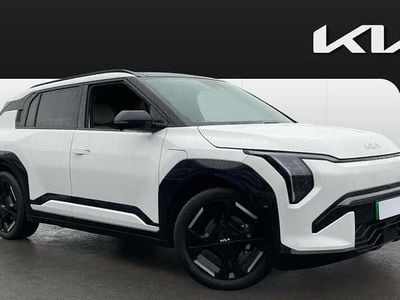 Used Kia EV3 GT-Line S 147 kW (201 HP) 2025 White SUV