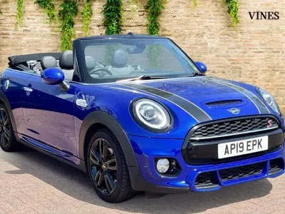 Used Mini Cooper S Sport 192 HP (141 kW) 2019 Blue Hatchback