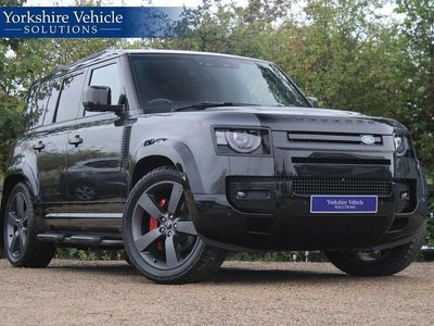 Begagnad Land Rover Defender S 2023 Grå SUV