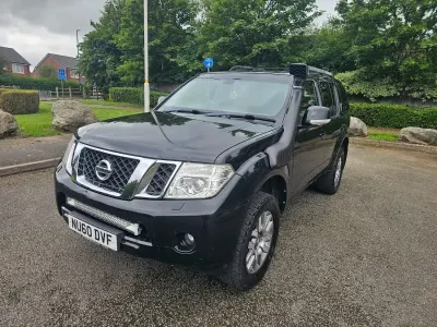 Used Nissan Pathfinder Tekna 190 HP (139 kW) 2010 Black SUV