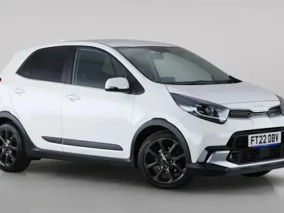 Used Kia Picanto X-Line 67 HP (49 kW) 2022 White Hatchback