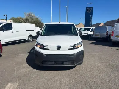 New Peugeot Partner S 131 HP (96 kW) 2026 White MPV
