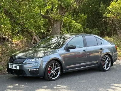Used Skoda Octavia vRS 184 HP (135 kW) 2016 Grey Estate