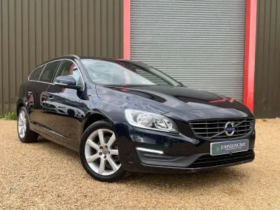 Used Volvo V60 SE 190 HP (139 kW) 2017 Blue Estate