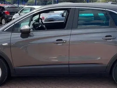 Used Vauxhall Crossland X Business Edition 110 HP (80 kW) 2020 Grey SUV