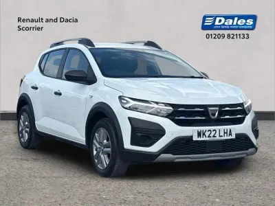 Used Dacia Sandero Essentiel 90 HP (66 kW) 2022 White Hatchback