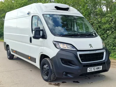 Second-hand Peugeot Boxer 140 CP (102 kW) 2021 Alb Van