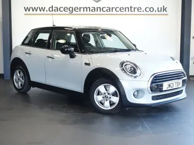 Used Mini Cooper Classic 136 HP (100 kW) 2021 Silver Hatchback