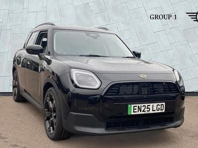 Midnight black ii Used 2025 Mini Countryman Classic SUV | £28,500 (Super price)