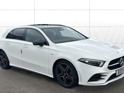 Used Mercedes A180 AMG Line Premium Plus 116 HP (85 kW) 2021 White Hatchback