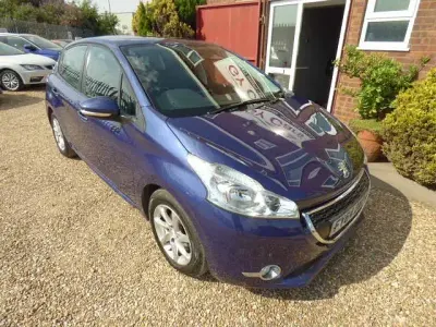 Used Peugeot 208 Active 68 HP (50 kW) 2014 Blue Hatchback