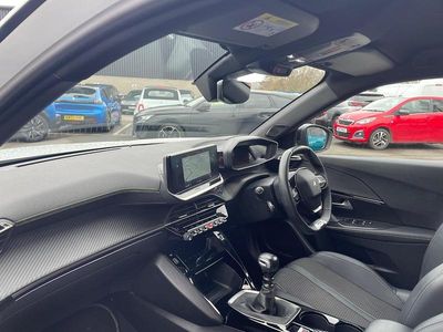 Used Peugeot 2008 GT 129 HP (94 kW) 2022 White SUV