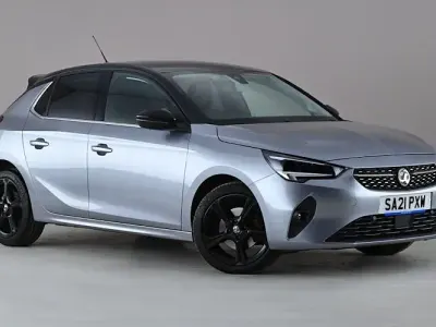Używany Vauxhall Corsa Elite 101 KM (74 kW) 2021 Szary Hatchback