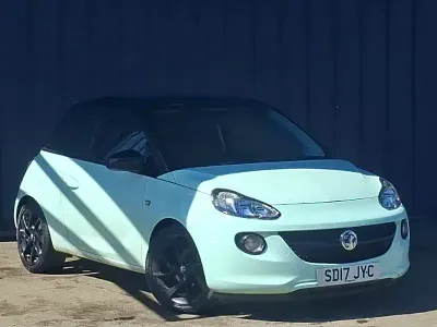 Begagnad Vauxhall Adam 70 HK (51 kW) 2017 Grön Halvkombi