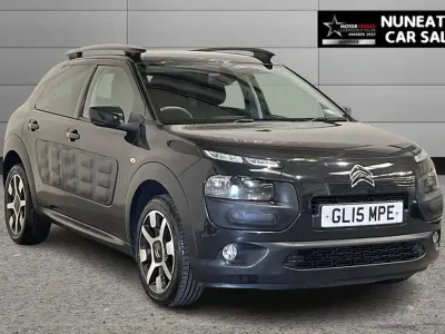 Używany Citroën C4 Cactus Flair 82 KM (60 kW) 2015 Czarny Hatchback