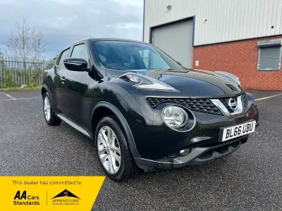 Used Nissan Juke N-Connecta 110 HP (80 kW) 2016 Black SUV