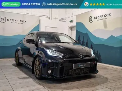 Usado Toyota Yaris 272 HP (200 kW) 2021 Preto Citadino