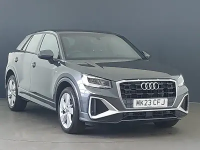 Begagnad Audi Q2 S-Line 150 HK (110 kW) 2023 Grå SUV