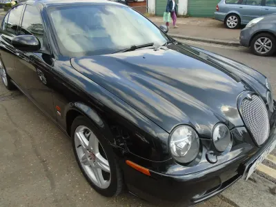 Used Jaguar S-Type R 400 HP (294 kW) 2002 Black Sedan
