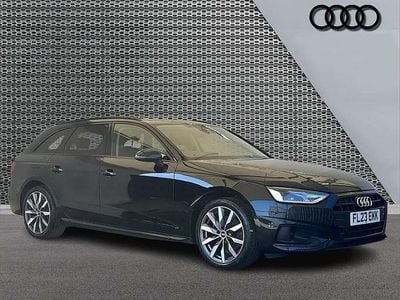Używany Audi A4 Sport 161 KM (118 kW) 2023 Czarny Kombi