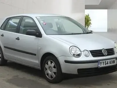 Used VW Polo 75 HP (55 kW) 2004 Silver Hatchback