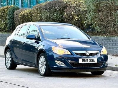 Used Vauxhall Astra 2011 Blue Hatchback