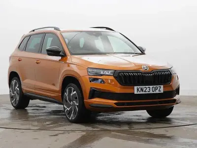 Used Skoda Karoq SportLine 147 HP (108 kW) 2023 Phoenix orange metallic SUV