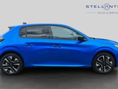 Used Peugeot 208 Allure 99 HP (72 kW) 2025 Blue Hatchback