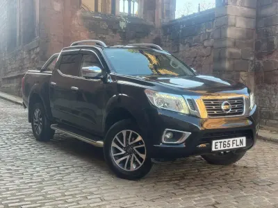 Used Nissan Navara Tekna 190 HP (139 kW) 2016 Black Pickup