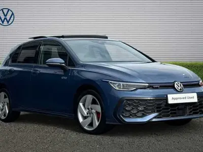 Used VW Golf VIII GTE 272 HP (200 kW) 2025 Blue Hatchback