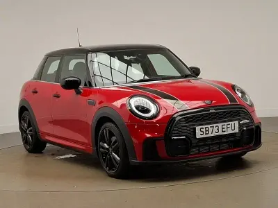 Used Mini Cooper Premium 136 HP (100 kW) 2023 Red Hatchback