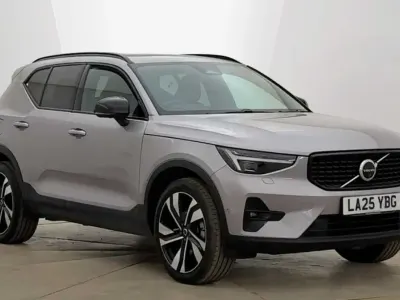 Used Volvo XC40 Ultra 161 HP (118 kW) 2025 Silver SUV