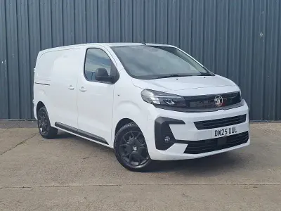 New Vauxhall Vivaro 2025 White MPV