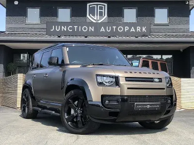 Used Land Rover Defender HSE Dynamic 300 HP (220 kW) 2024 Brown SUV