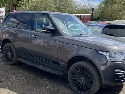 Used Land Rover Range Rover Vogue SE 339 HP (249 kW) 2017 Grey SUV
