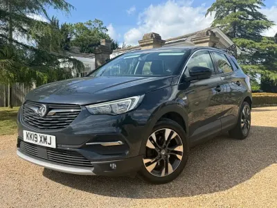Used Vauxhall Grandland X Sport 130 HP (95 kW) 2019 Grey SUV