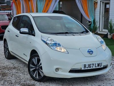 Used Nissan Leaf Tekna 80 kW (109 HP) 2017 White Hatchback
