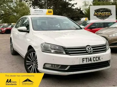 Used VW Passat Executive 2014 White Sedan
